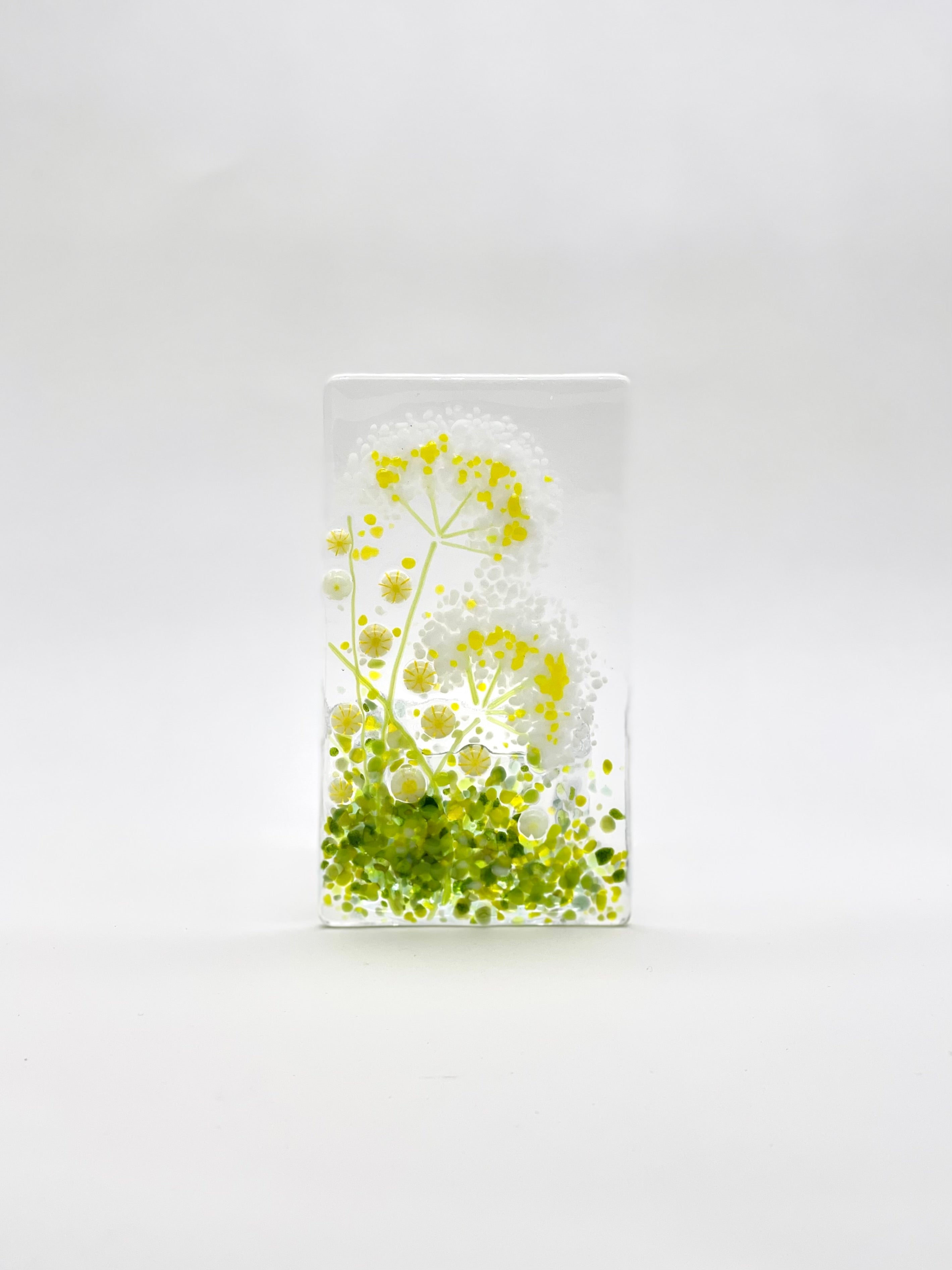 Tea Light - Candle Display - White Dill Flower