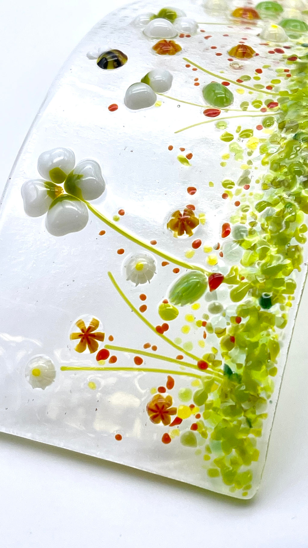 Narrow Glass Screen - Fused Glass Wave - White Daisy with Orange Flowers